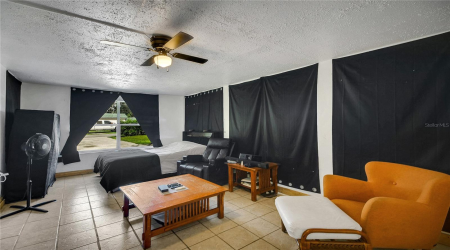 Fruitland Park, Florida 34731, 3 Bedroom Bedrooms, ,1 Bathroombathrooms,Residential,For Sale,Park,0,Mfrg5115436