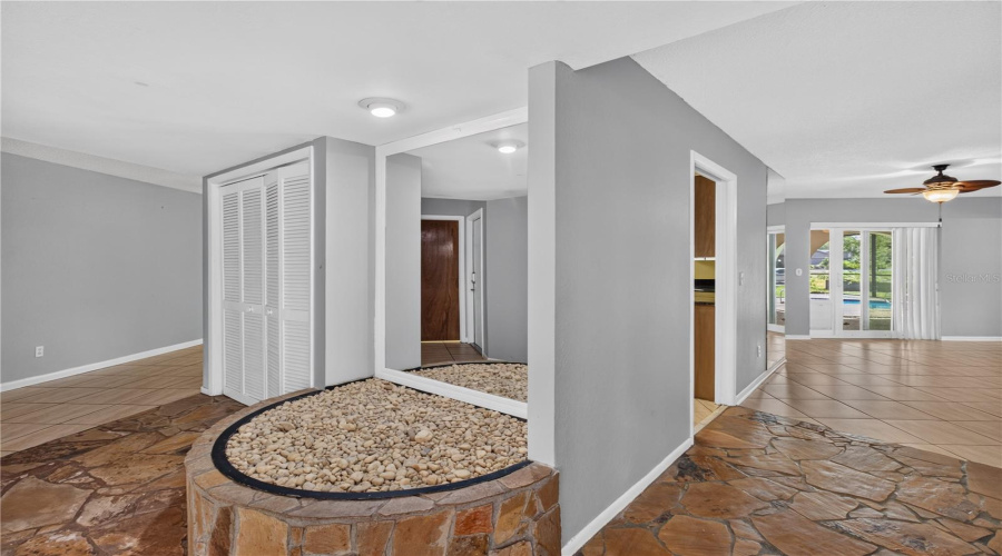 Palm Harbor, Florida 34683, 4 Bedroom Bedrooms, ,2 Bathroombathrooms,Residential,For Sale,Linden,0,Mfrtb8540911
