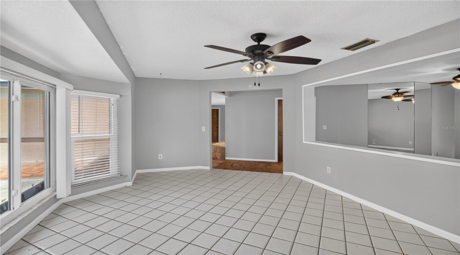 Living Area/Office Space
