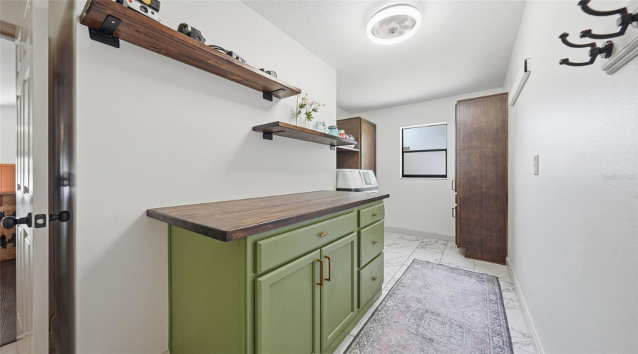 This Laundry Room Makes The Job A Breeze
