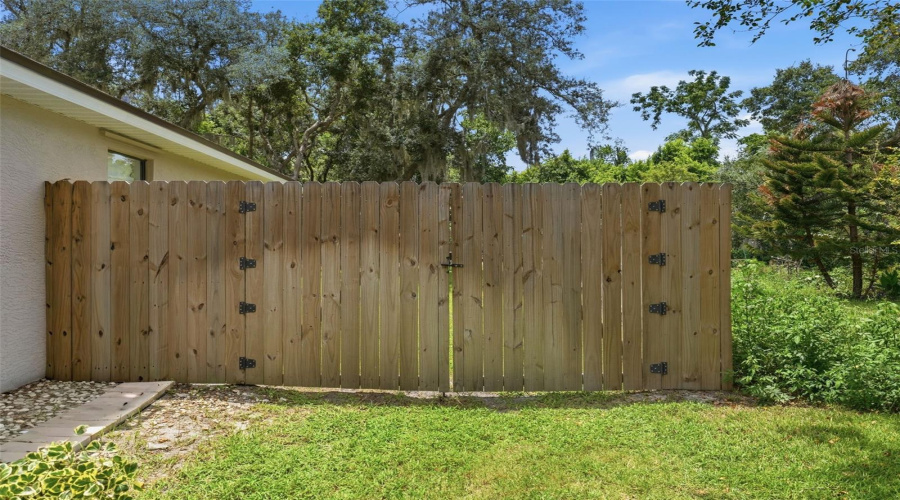 Double Gate On Right Side Of Home