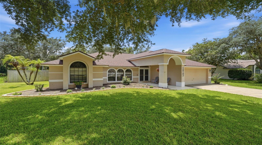Fresh Landscaping And Cool Shade
