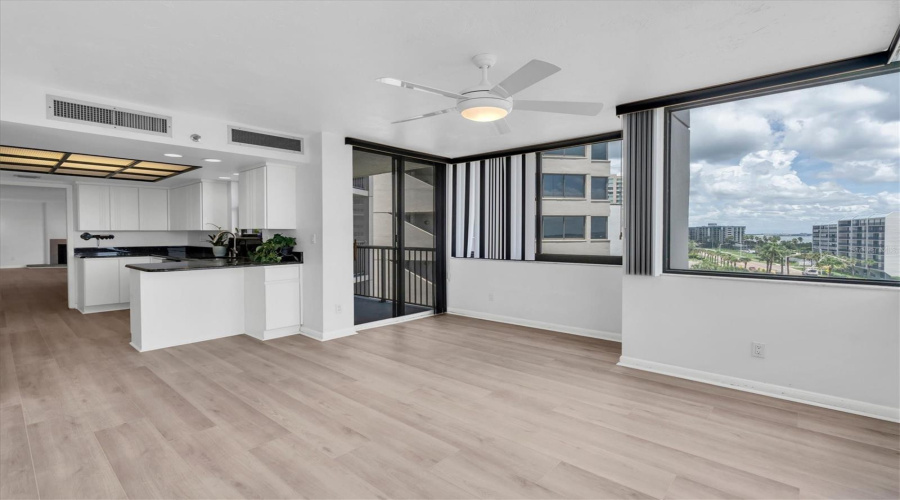 Clearwater Beach, Florida 33767, 2 Bedroom Bedrooms, ,2 Bathroombathrooms,Residential,For Sale,Gulf,0,Mfrtb8537218