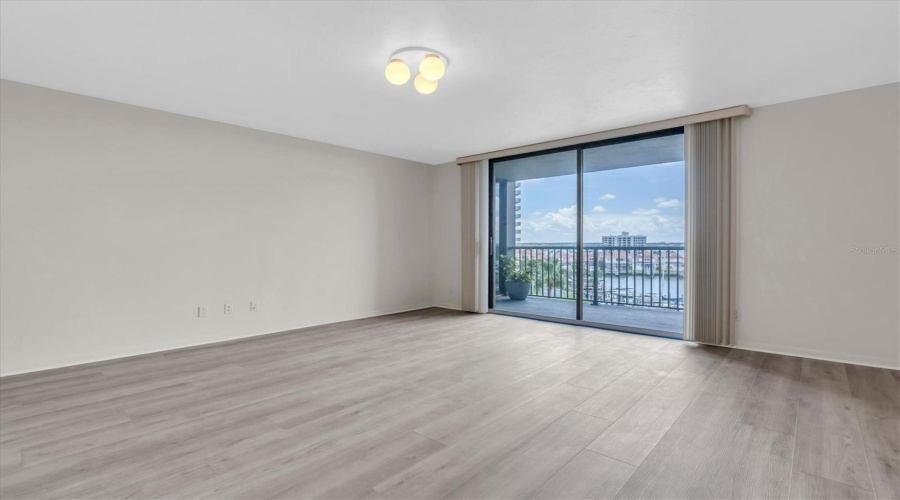 Clearwater Beach, Florida 33767, 2 Bedroom Bedrooms, ,2 Bathroombathrooms,Residential,For Sale,Gulf,0,Mfrtb8537218