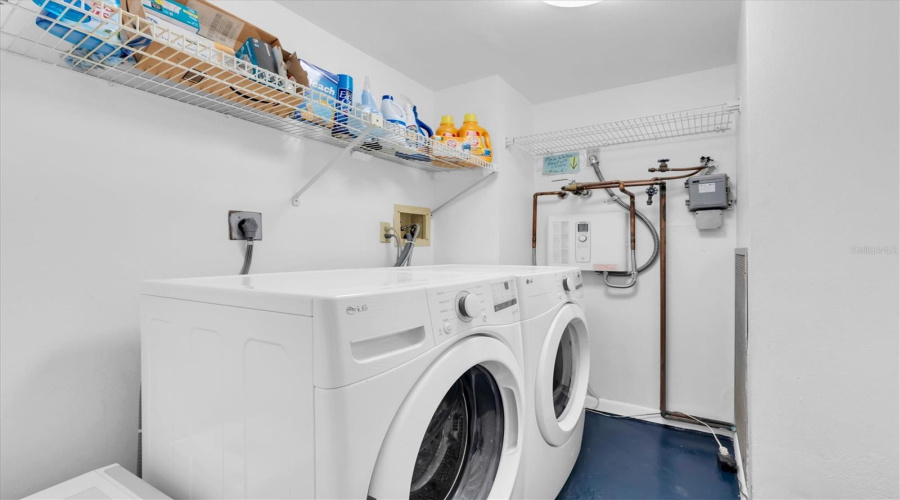 Clearwater Beach, Florida 33767, 2 Bedroom Bedrooms, ,2 Bathroombathrooms,Residential,For Sale,Gulf,0,Mfrtb8537218