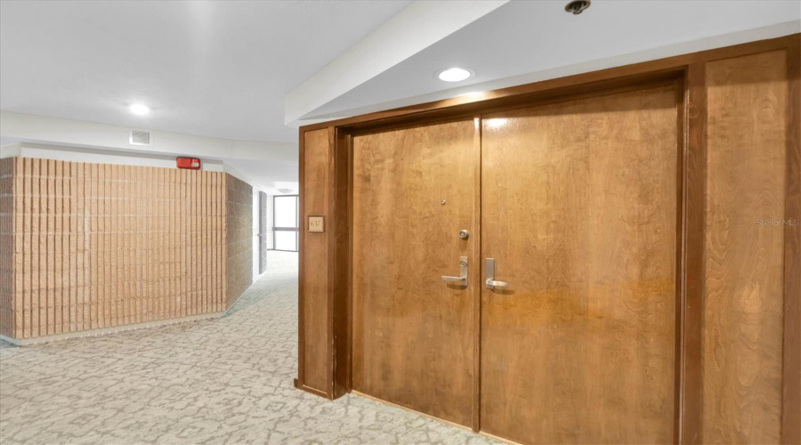 Clearwater Beach, Florida 33767, 2 Bedroom Bedrooms, ,2 Bathroombathrooms,Residential,For Sale,Gulf,0,Mfrtb8537218