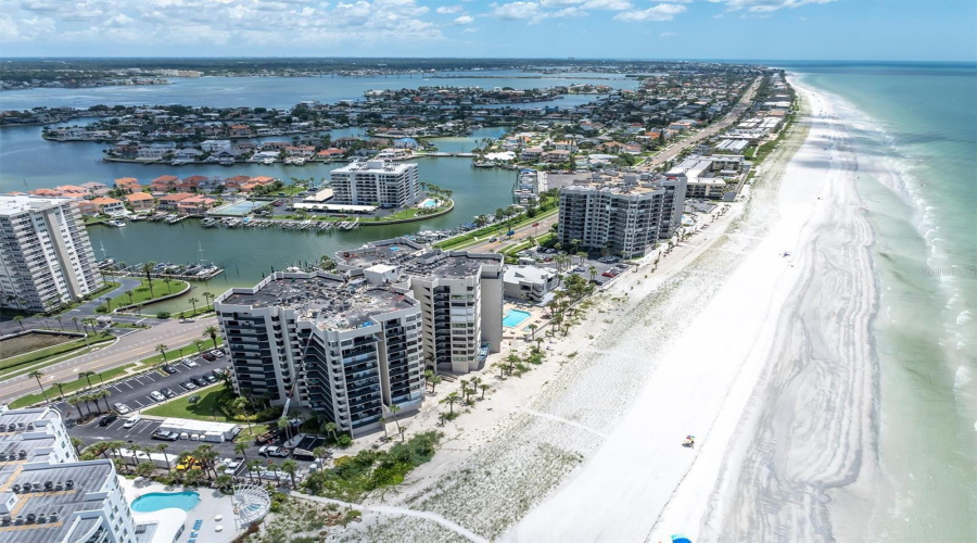 Clearwater Beach, Florida 33767, 2 Bedroom Bedrooms, ,2 Bathroombathrooms,Residential,For Sale,Gulf,0,Mfrtb8537218