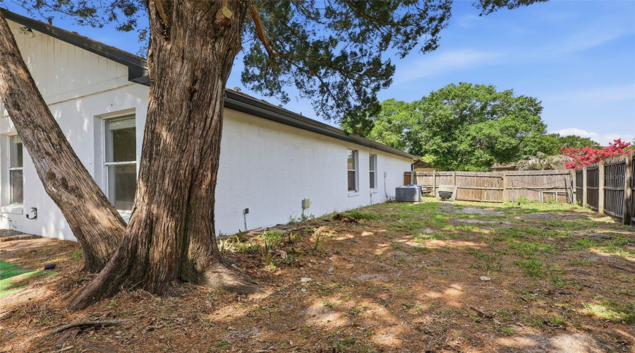 Oviedo, Florida 32765, 3 Bedroom Bedrooms, ,2 Bathroombathrooms,Residential,For Sale,Aquarius,0,Mfro6411427