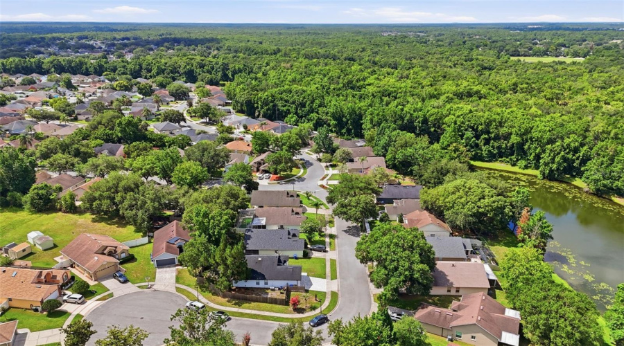 Oviedo, Florida 32765, 3 Bedroom Bedrooms, ,2 Bathroombathrooms,Residential,For Sale,Aquarius,0,Mfro6411427