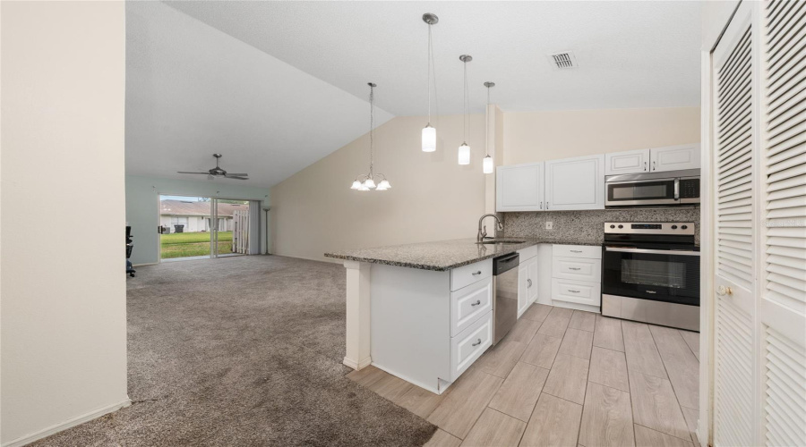 Orlando, Florida 32824, 3 Bedroom Bedrooms, ,2 Bathroombathrooms,Residential,For Sale,Lucaya,0,Mfro6406445