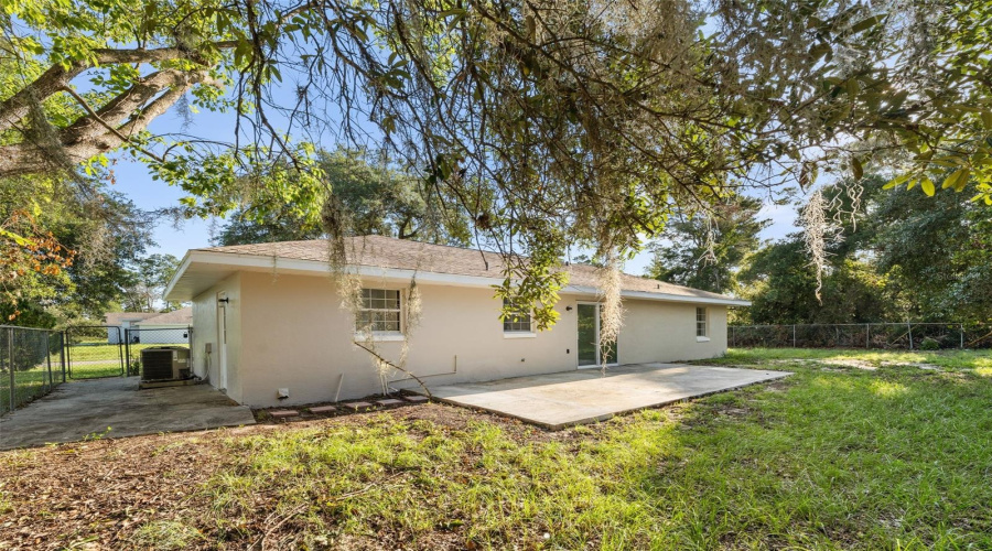 Ocala, Florida 34473, 3 Bedroom Bedrooms, ,2 Bathroombathrooms,Residential,For Sale,169Th Ln,0,Mfrgc541717