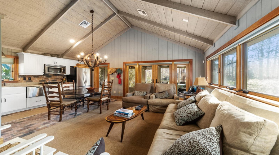 Dunnellon, Florida 34432, 1 Bedroom Bedrooms, ,1 Bathroombathrooms,Residential,For Sale,185Th,0,Mfrtb8418268
