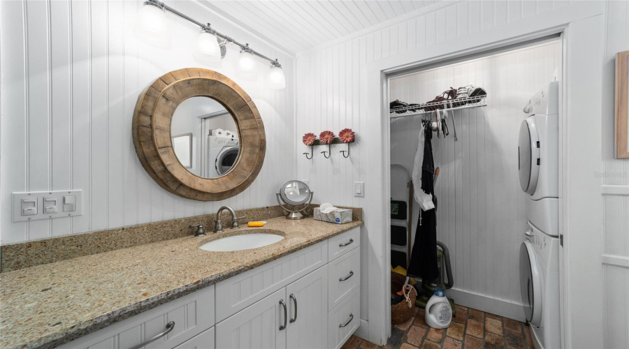 Dunnellon, Florida 34432, 1 Bedroom Bedrooms, ,1 Bathroombathrooms,Residential,For Sale,185Th,0,Mfrtb8418268