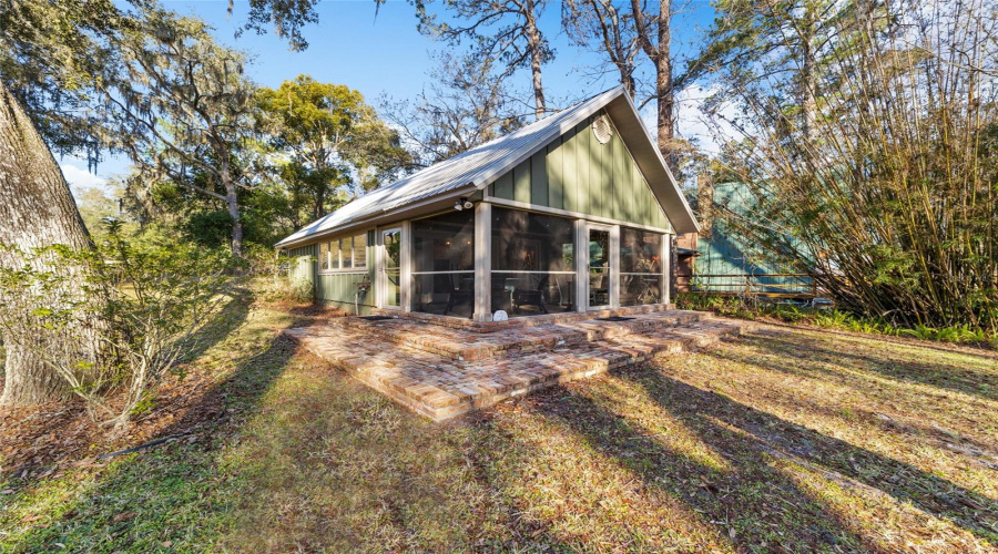 Dunnellon, Florida 34432, 1 Bedroom Bedrooms, ,1 Bathroombathrooms,Residential,For Sale,185Th,0,Mfrtb8418268
