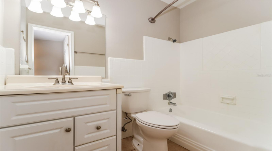 Largo, Florida 33770, 3 Bedroom Bedrooms, ,1 Bathroombathrooms,Residential,For Sale,Edna,0,Mfro6407031