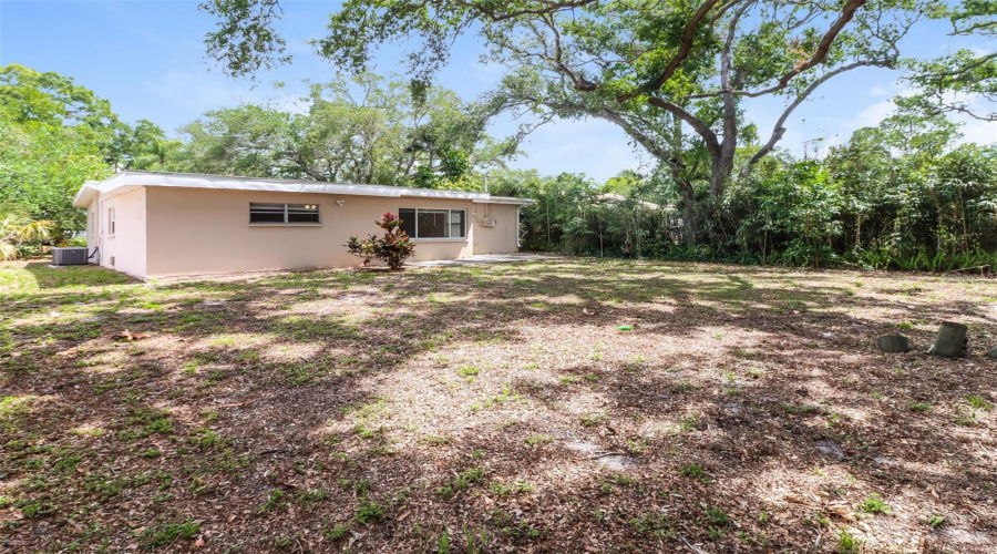 Largo, Florida 33770, 3 Bedroom Bedrooms, ,1 Bathroombathrooms,Residential,For Sale,Edna,0,Mfro6407031
