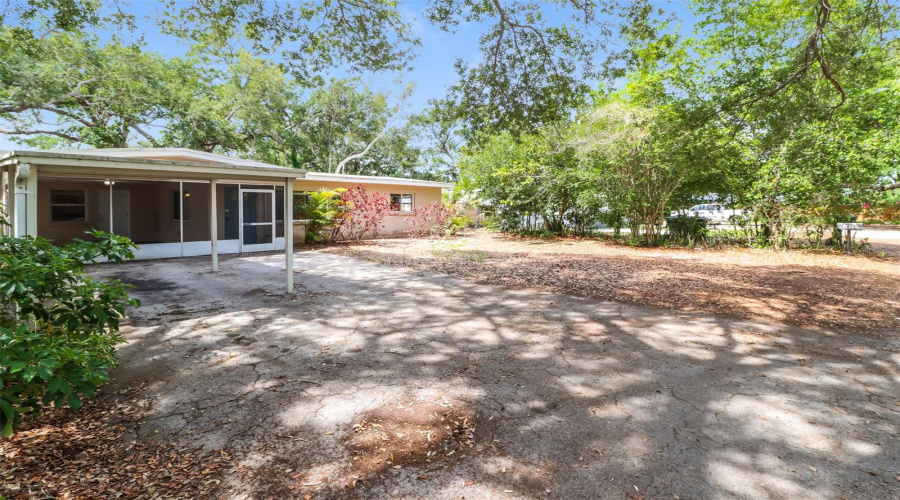 Largo, Florida 33770, 3 Bedroom Bedrooms, ,1 Bathroombathrooms,Residential,For Sale,Edna,0,Mfro6407031
