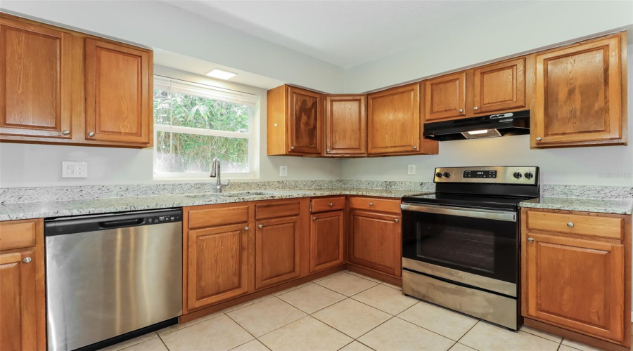 Largo, Florida 33770, 3 Bedroom Bedrooms, ,1 Bathroombathrooms,Residential,For Sale,Edna,0,Mfro6407031
