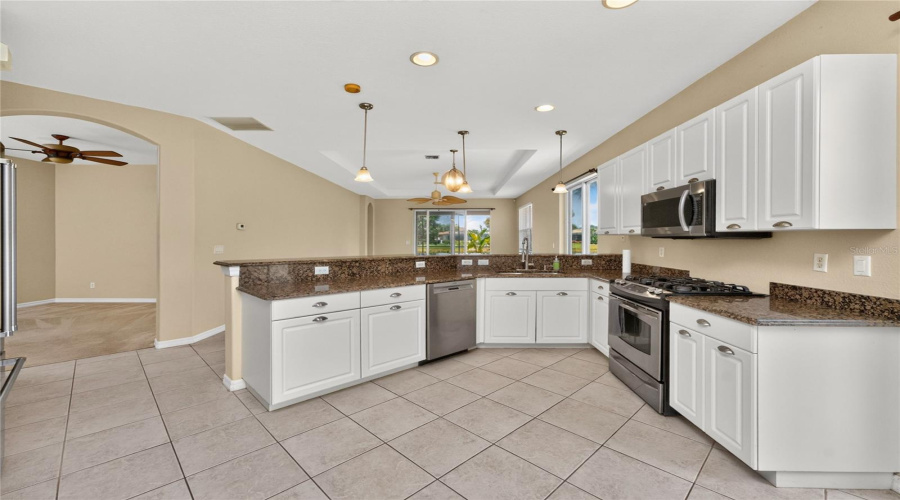 North Venice, Florida 34275, 2 Bedroom Bedrooms, ,2 Bathroombathrooms,Residential,For Sale,Mestre,0,Mfrn6144905