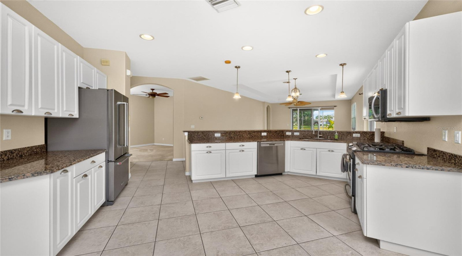 North Venice, Florida 34275, 2 Bedroom Bedrooms, ,2 Bathroombathrooms,Residential,For Sale,Mestre,0,Mfrn6144905