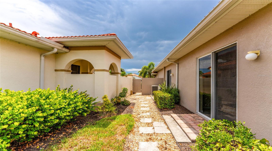 North Venice, Florida 34275, 2 Bedroom Bedrooms, ,2 Bathroombathrooms,Residential,For Sale,Mestre,0,Mfrn6144905