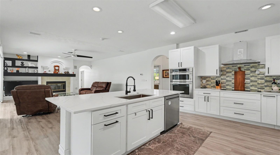 Odessa, Florida 33556, 4 Bedroom Bedrooms, ,3 Bathroombathrooms,Residential,For Sale,Royal Dublin,0,Mfrtb8533408