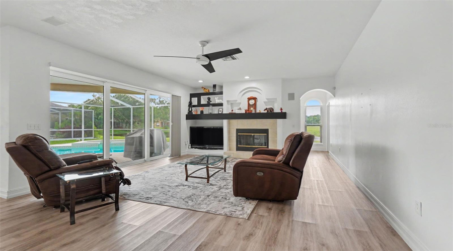 Odessa, Florida 33556, 4 Bedroom Bedrooms, ,3 Bathroombathrooms,Residential,For Sale,Royal Dublin,0,Mfrtb8533408