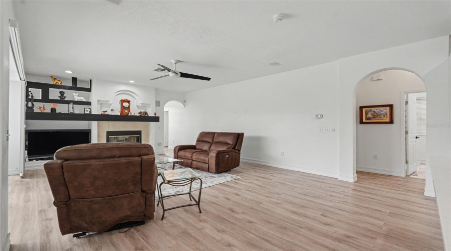 Odessa, Florida 33556, 4 Bedroom Bedrooms, ,3 Bathroombathrooms,Residential,For Sale,Royal Dublin,0,Mfrtb8533408