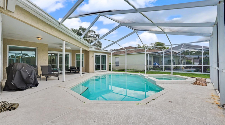 Odessa, Florida 33556, 4 Bedroom Bedrooms, ,3 Bathroombathrooms,Residential,For Sale,Royal Dublin,0,Mfrtb8533408