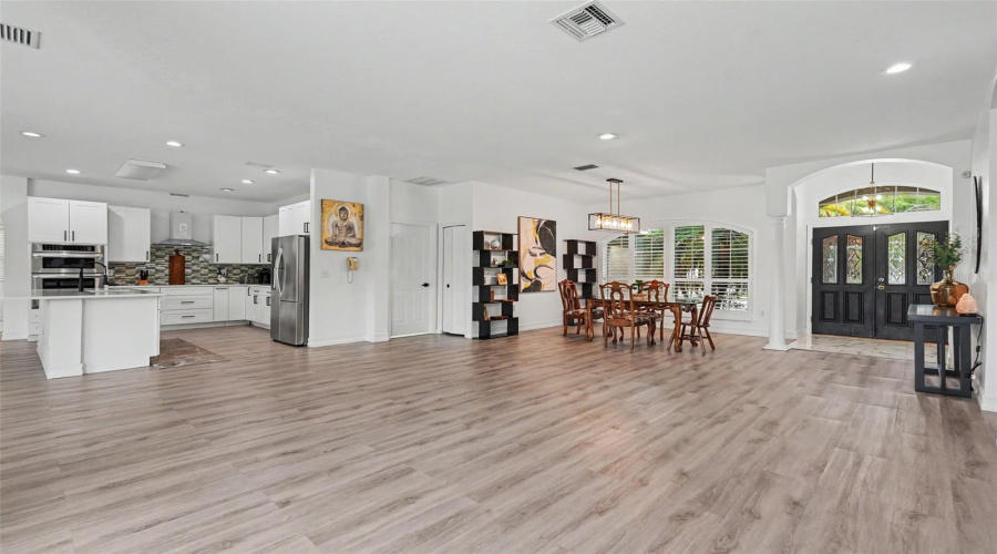 Odessa, Florida 33556, 4 Bedroom Bedrooms, ,3 Bathroombathrooms,Residential,For Sale,Royal Dublin,0,Mfrtb8533408