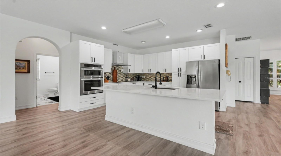 Odessa, Florida 33556, 4 Bedroom Bedrooms, ,3 Bathroombathrooms,Residential,For Sale,Royal Dublin,0,Mfrtb8533408