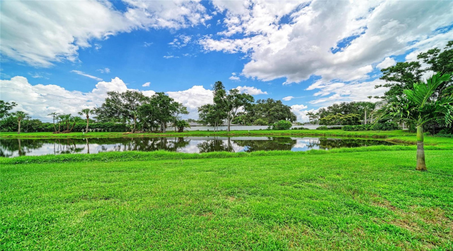 Sarasota, Florida 34243, 3 Bedroom Bedrooms, ,2 Bathroombathrooms,Residential,For Sale,Eleanor,0,Mfra4703667