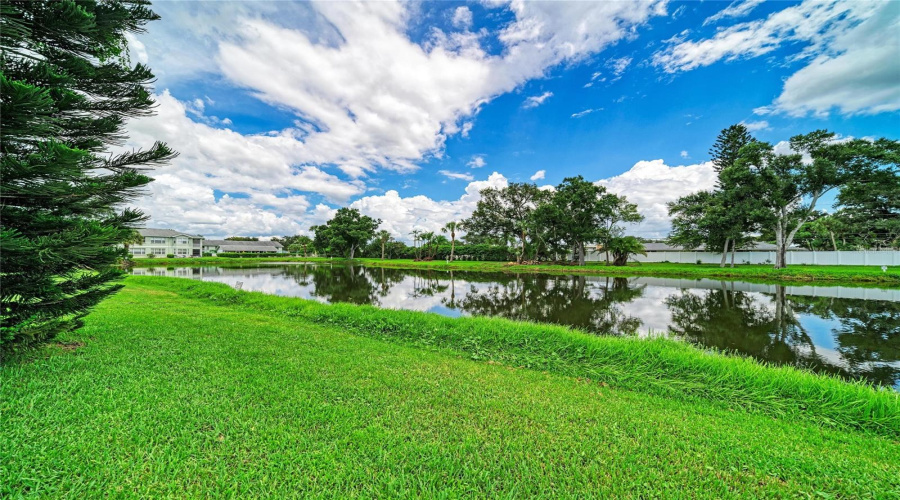 Sarasota, Florida 34243, 3 Bedroom Bedrooms, ,2 Bathroombathrooms,Residential,For Sale,Eleanor,0,Mfra4703667