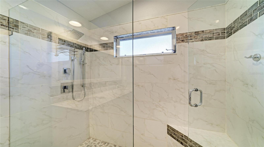 Sarasota, Florida 34243, 3 Bedroom Bedrooms, ,2 Bathroombathrooms,Residential,For Sale,Eleanor,0,Mfra4703667