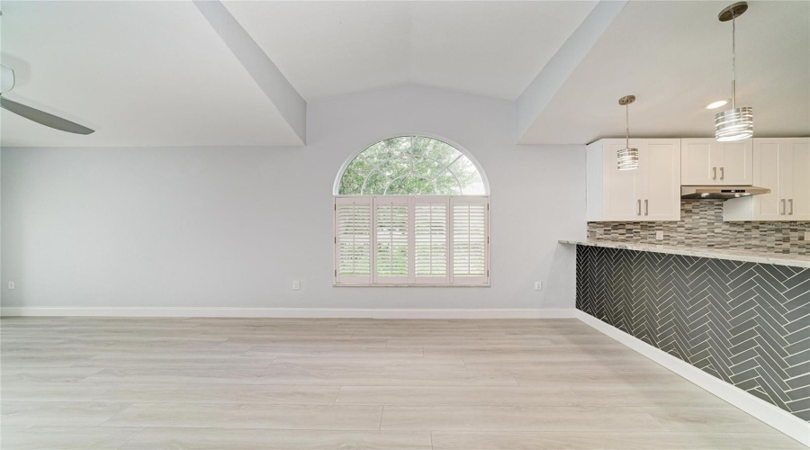 Sarasota, Florida 34243, 3 Bedroom Bedrooms, ,2 Bathroombathrooms,Residential,For Sale,Eleanor,0,Mfra4703667