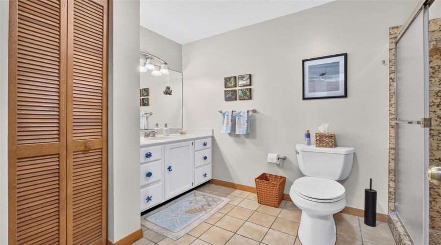 Indian Rocks Beach, Florida 33785, 2 Bedroom Bedrooms, ,2 Bathroombathrooms,Residential,For Sale,Beach,0,Mfrtb8531529