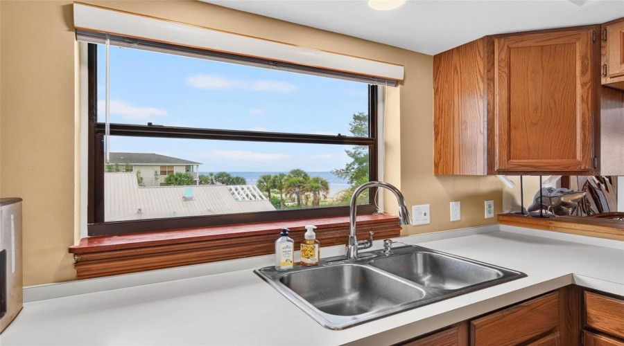Indian Rocks Beach, Florida 33785, 2 Bedroom Bedrooms, ,2 Bathroombathrooms,Residential,For Sale,Beach,0,Mfrtb8531529