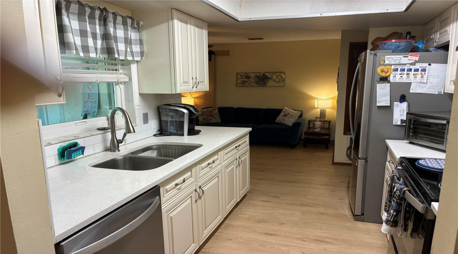 Orlando, Florida 32817, 3 Bedroom Bedrooms, ,2 Bathroombathrooms,Residential,For Sale,Toby,0,Mfro6420573