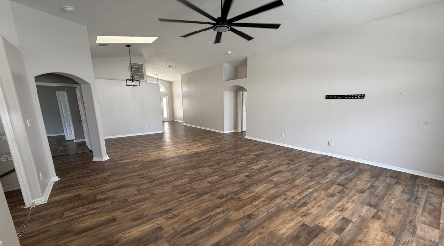 Clermont, Florida 34714, 4 Bedroom Bedrooms, ,3 Bathroombathrooms,Residential,For Sale,Magnolia Hill,0,Mfro6436940