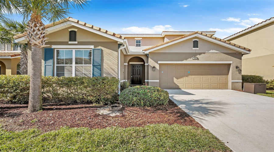 Davenport, Florida 33837, 6 Bedroom Bedrooms, ,5 Bathroombathrooms,Residential,For Sale,Oakmoss,0,Mfro6436902