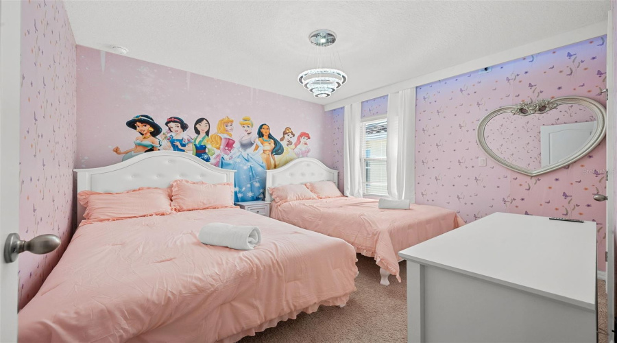 Davenport, Florida 33837, 6 Bedroom Bedrooms, ,5 Bathroombathrooms,Residential,For Sale,Oakmoss,0,Mfro6436902
