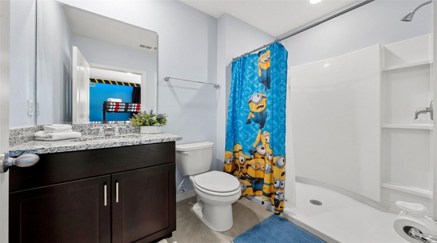 Davenport, Florida 33837, 6 Bedroom Bedrooms, ,5 Bathroombathrooms,Residential,For Sale,Oakmoss,0,Mfro6436902