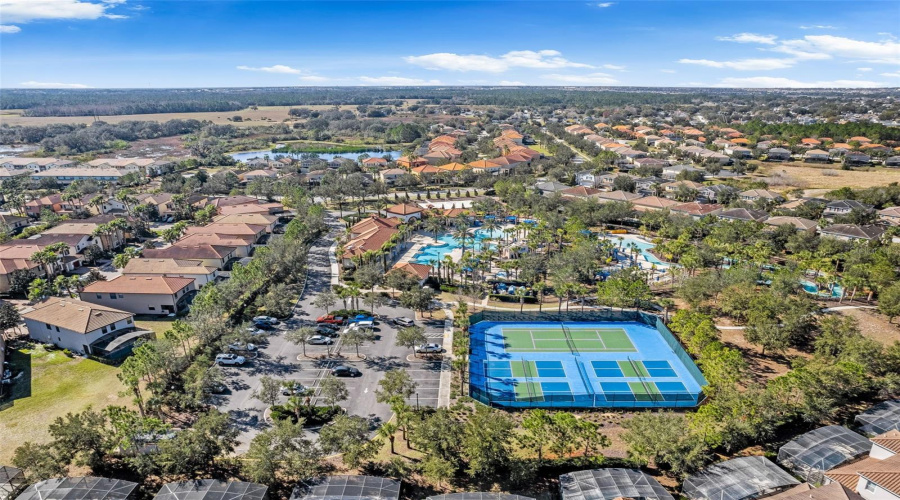 Davenport, Florida 33837, 6 Bedroom Bedrooms, ,5 Bathroombathrooms,Residential,For Sale,Oakmoss,0,Mfro6436902