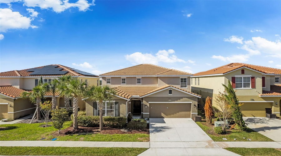 Davenport, Florida 33837, 6 Bedroom Bedrooms, ,5 Bathroombathrooms,Residential,For Sale,Oakmoss,0,Mfro6436902