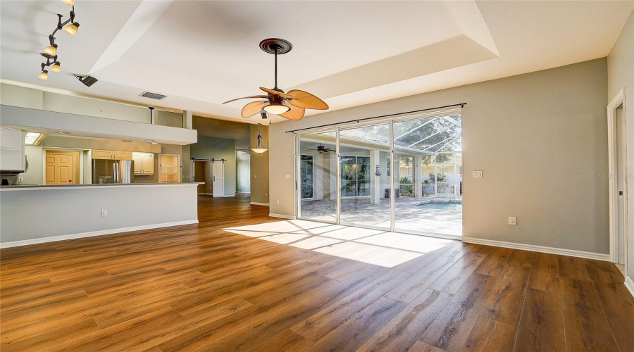 Bradenton, Florida 34212, 5 Bedroom Bedrooms, ,2 Bathroombathrooms,Residential,For Sale,Mill,0,Mfra4704077