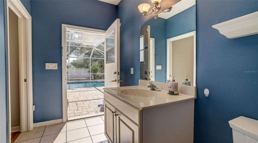 Bradenton, Florida 34212, 5 Bedroom Bedrooms, ,2 Bathroombathrooms,Residential,For Sale,Mill,0,Mfra4704077