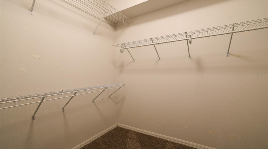 Bradenton, Florida 34212, 5 Bedroom Bedrooms, ,2 Bathroombathrooms,Residential,For Sale,Mill,0,Mfra4704077