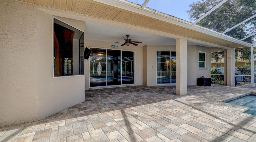 Bradenton, Florida 34212, 5 Bedroom Bedrooms, ,2 Bathroombathrooms,Residential,For Sale,Mill,0,Mfra4704077