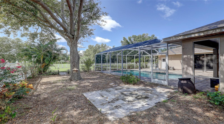 Bradenton, Florida 34212, 5 Bedroom Bedrooms, ,2 Bathroombathrooms,Residential,For Sale,Mill,0,Mfra4704077