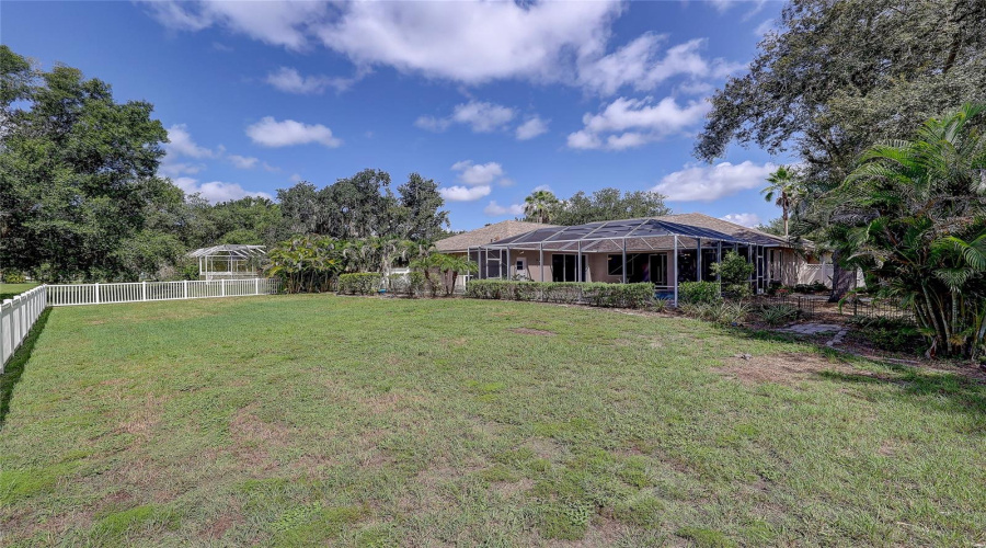Bradenton, Florida 34212, 5 Bedroom Bedrooms, ,2 Bathroombathrooms,Residential,For Sale,Mill,0,Mfra4704077